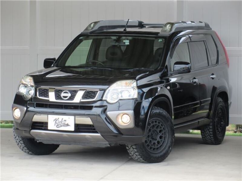 X-TRAIL-0