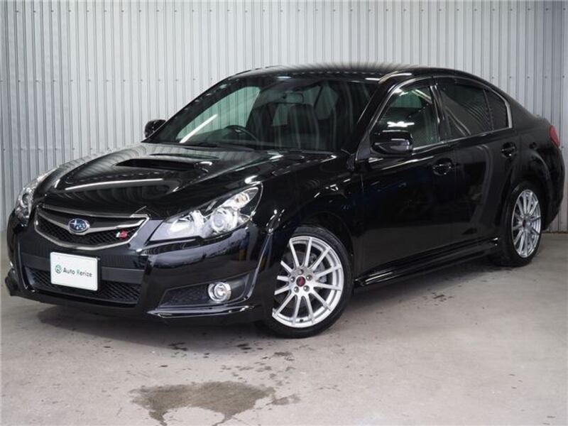 SUBARU LEGACY B4