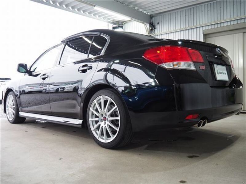 LEGACY B4