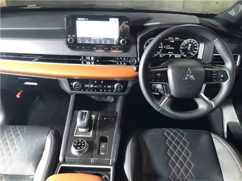 OUTLANDER PHEV