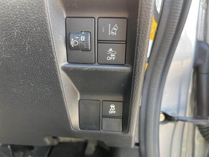 N-VAN