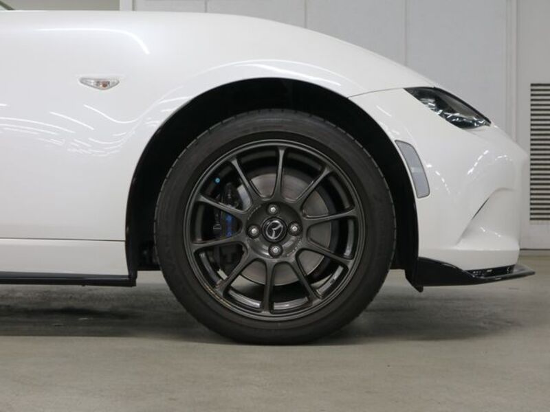 ROADSTER