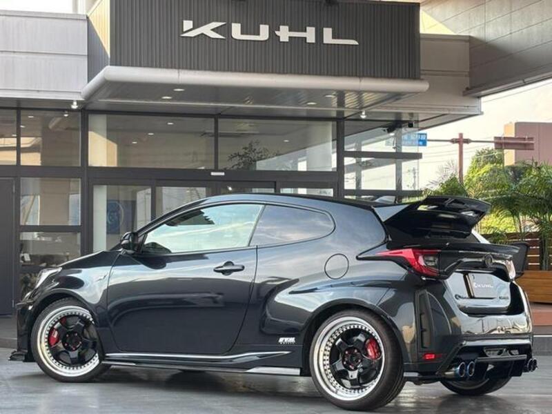 GR YARIS