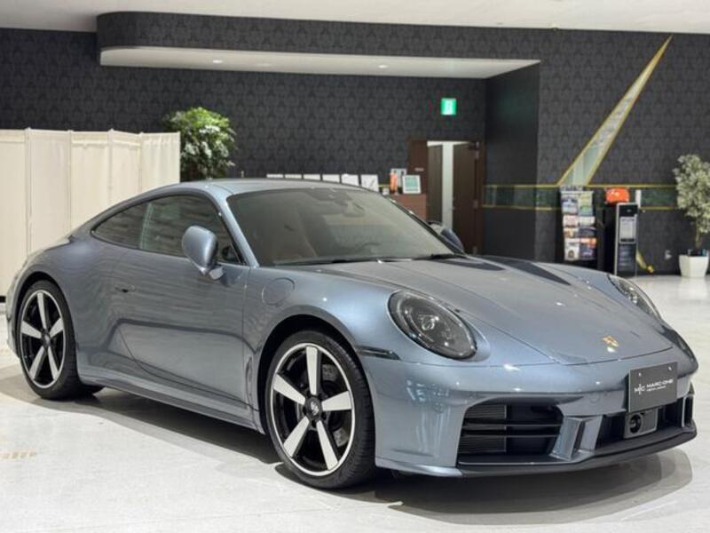 911