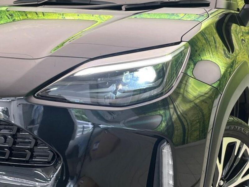 YARIS CROSS
