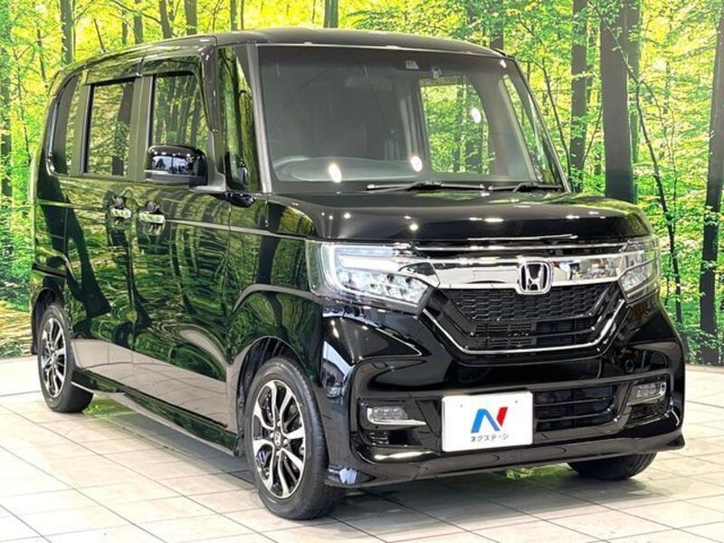 N BOX CUSTOM
