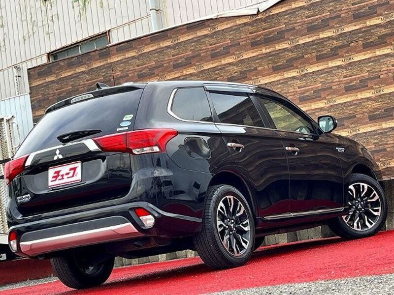 OUTLANDER PHEV