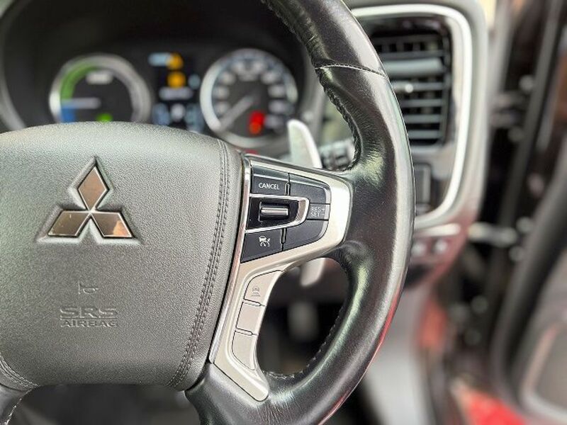 OUTLANDER PHEV