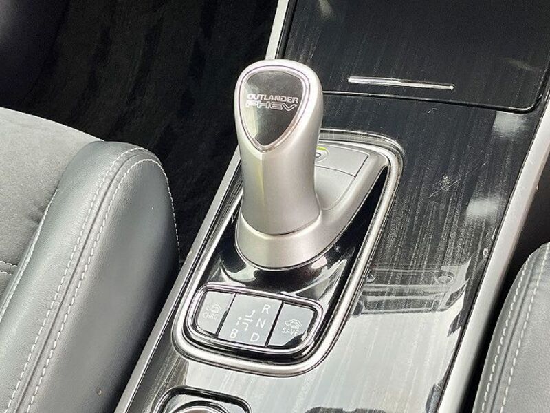 OUTLANDER PHEV