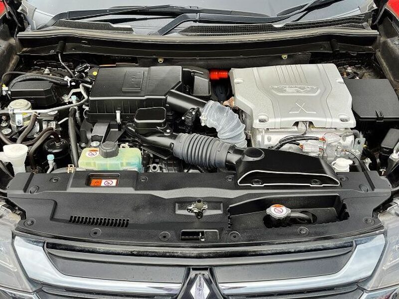 OUTLANDER PHEV