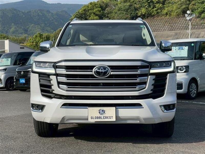 LAND CRUISER