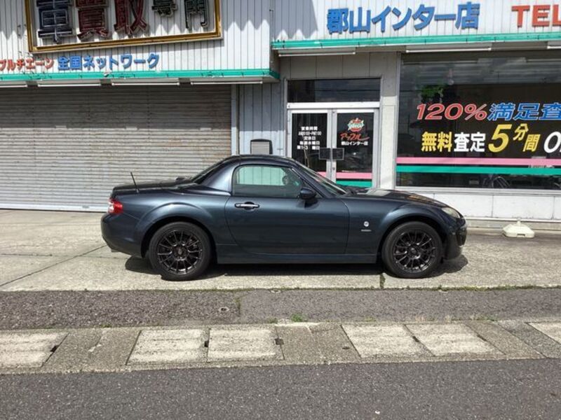 ROADSTER