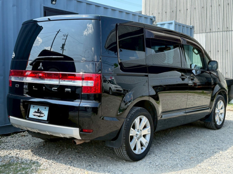 DELICA D5