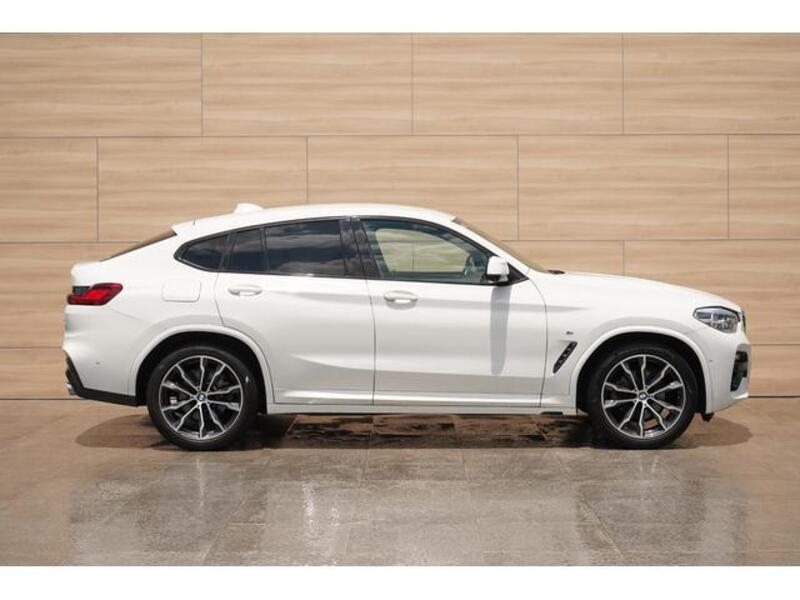 X4