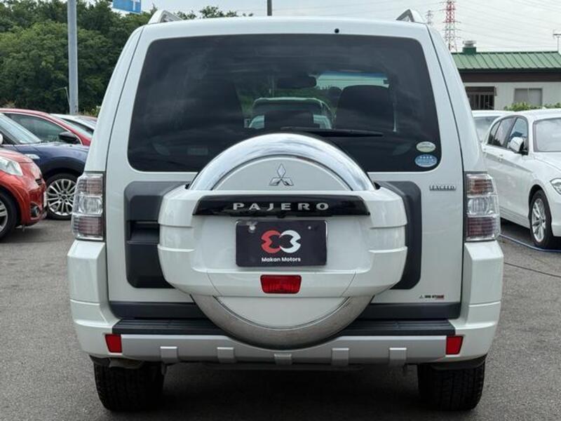 PAJERO