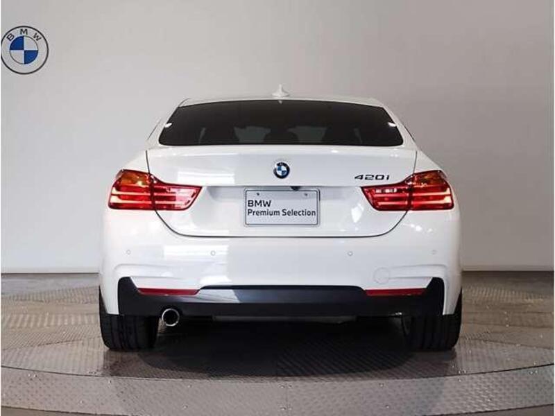 4 SERIES