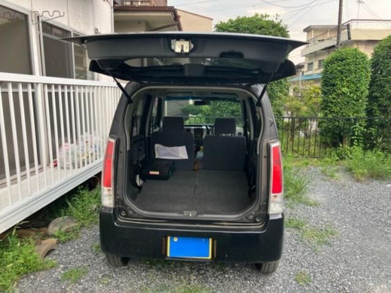 WAGON R