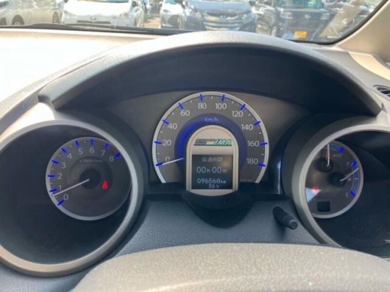 FIT HYBRID