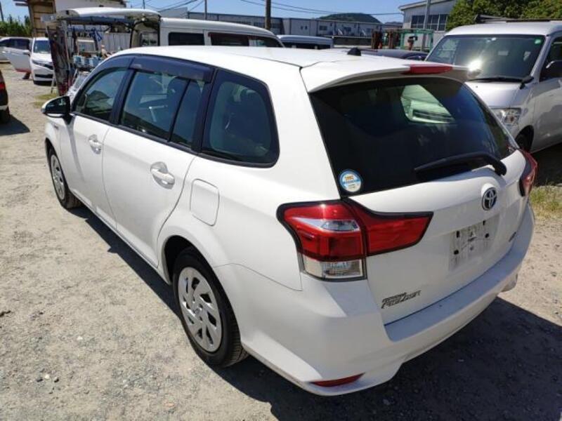 COROLLA FIELDER