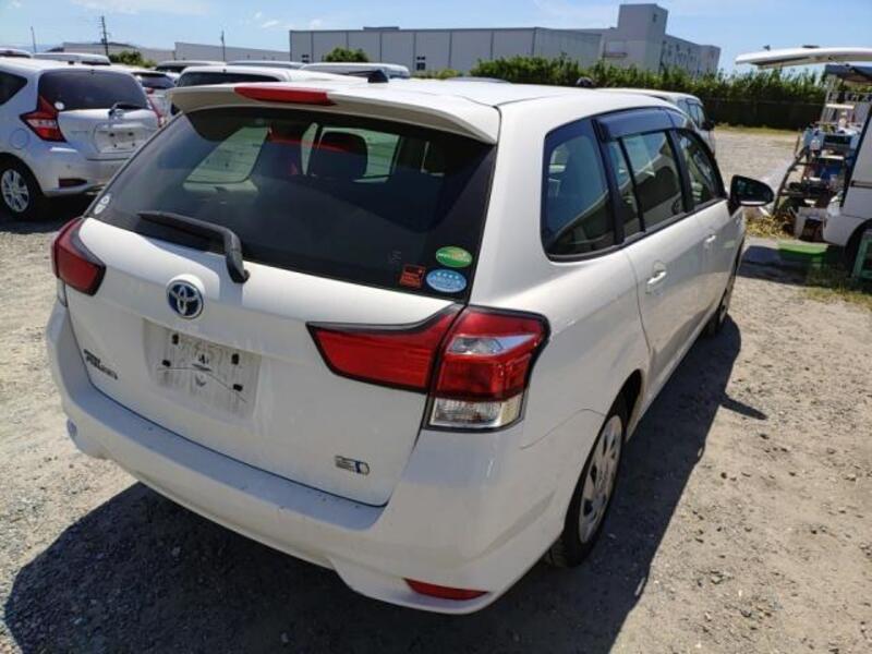 COROLLA FIELDER