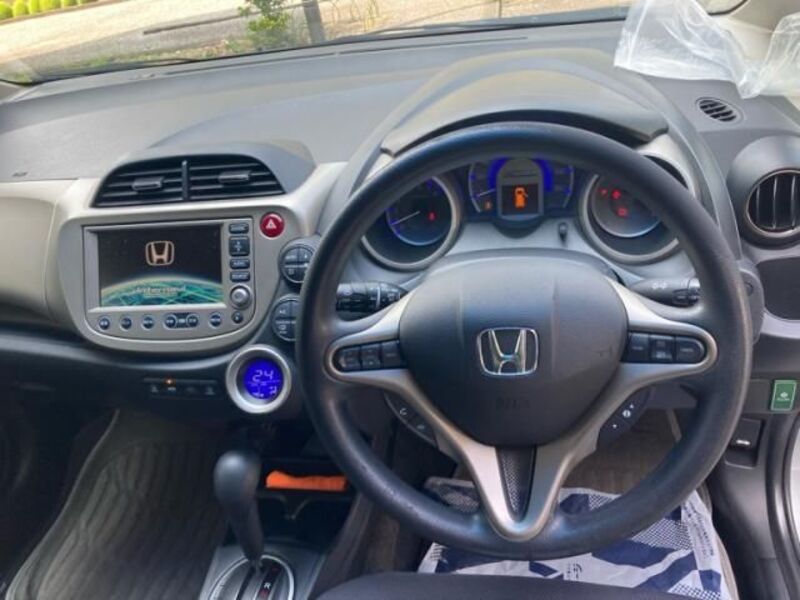 FIT HYBRID