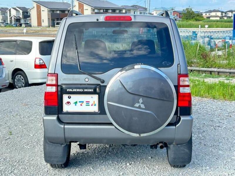PAJERO MINI