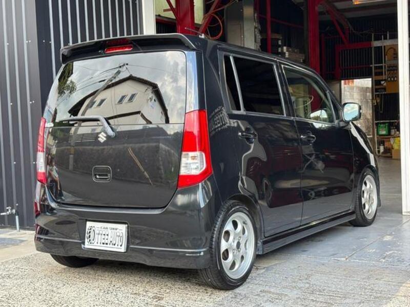 WAGON R