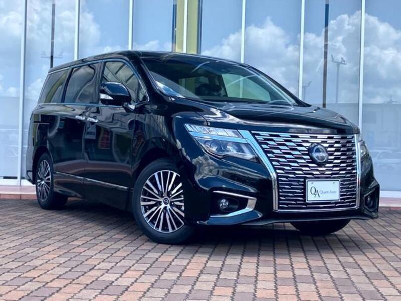 NISSAN ELGRAND