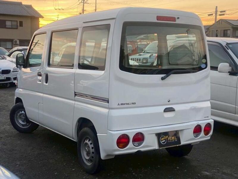 MINICAB VAN