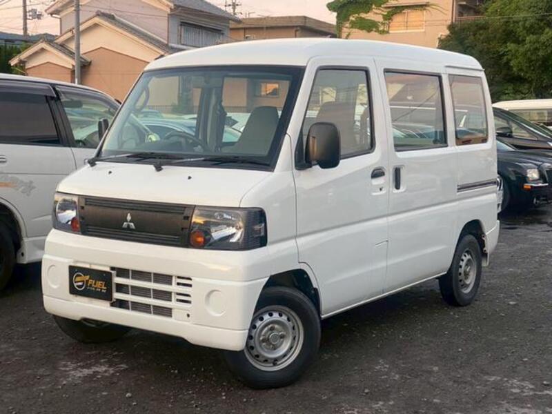 MINICAB VAN