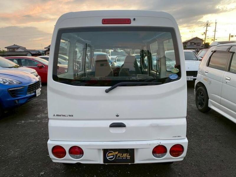 MINICAB VAN