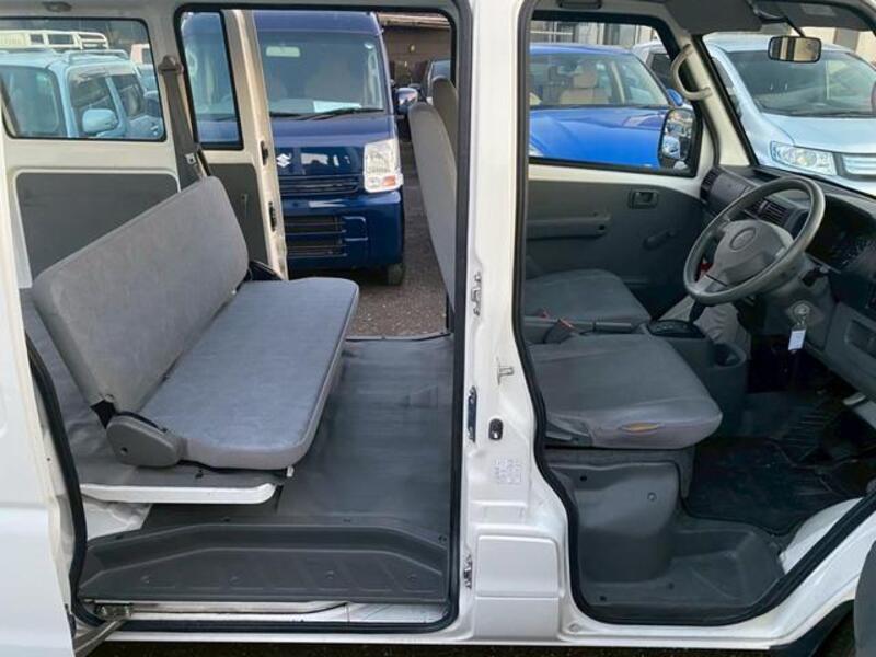 MINICAB VAN