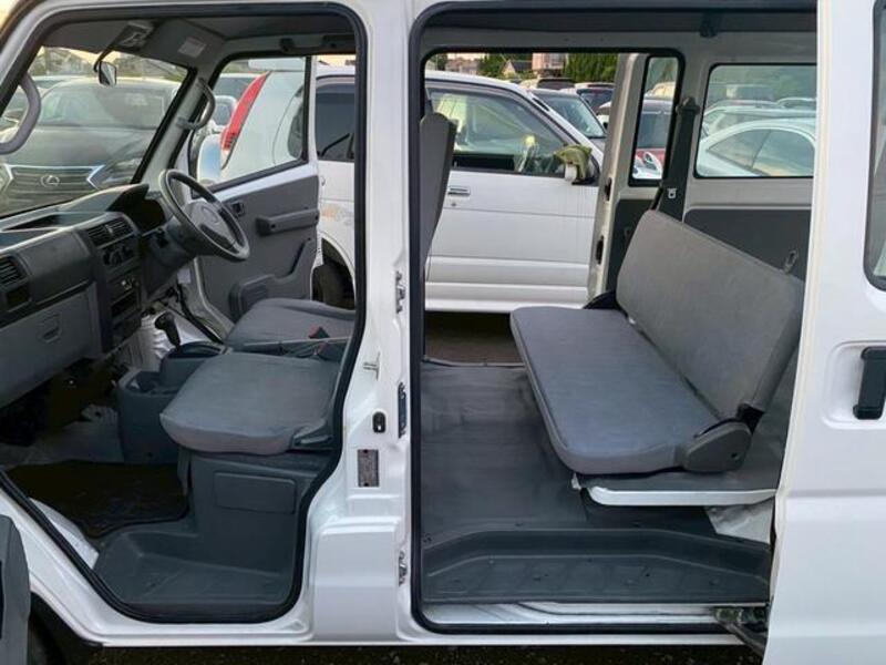 MINICAB VAN