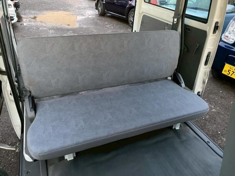 MINICAB VAN