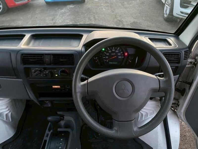 MINICAB VAN