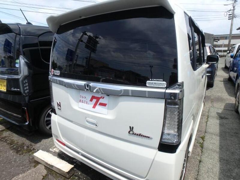 N BOX CUSTOM