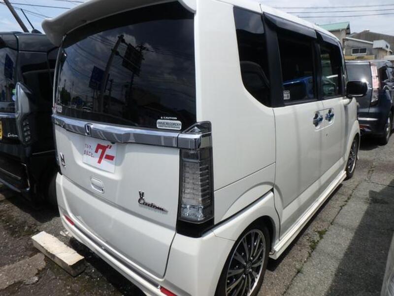 N BOX CUSTOM