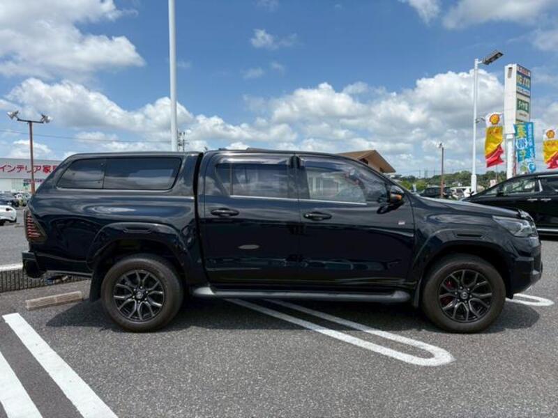 HILUX