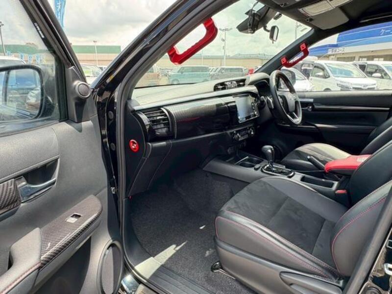 HILUX