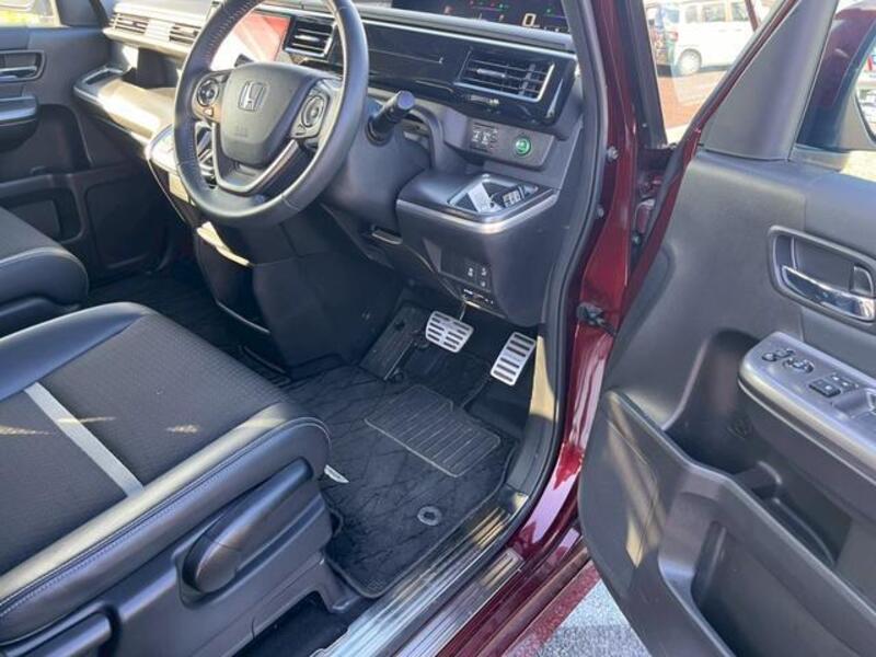 STEPWAGON SPADA
