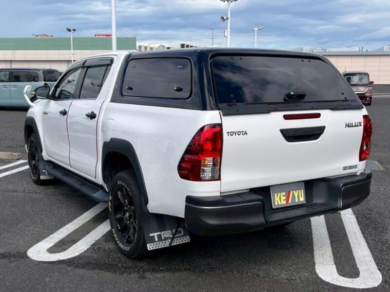 HILUX
