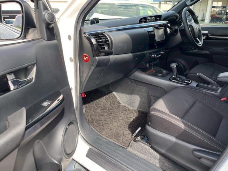 HILUX