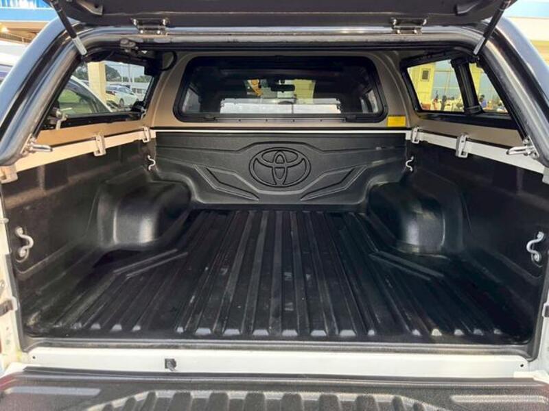 HILUX