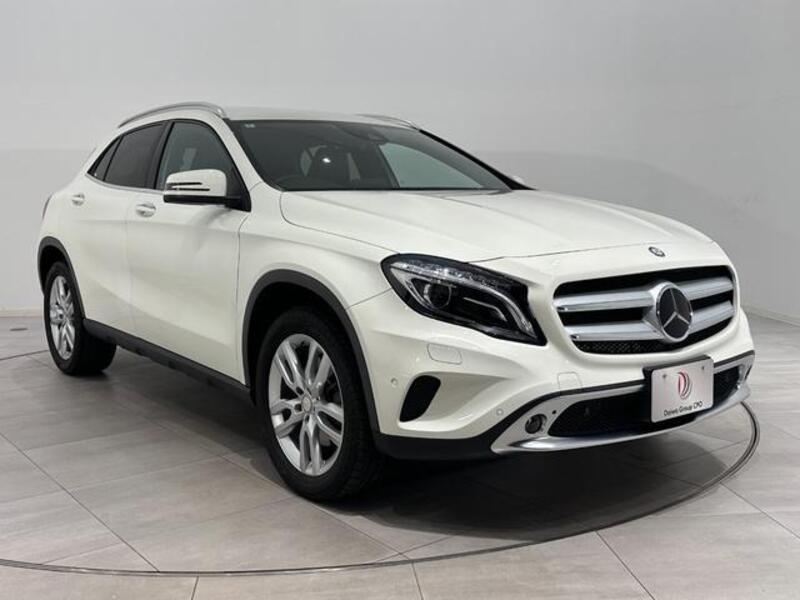 MERCEDES-BENZ GLA CLASS