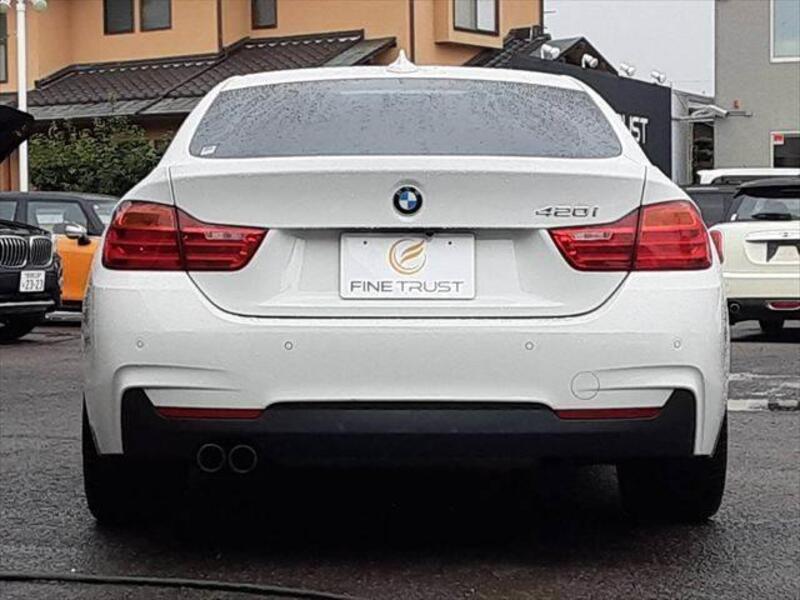 4 SERIES