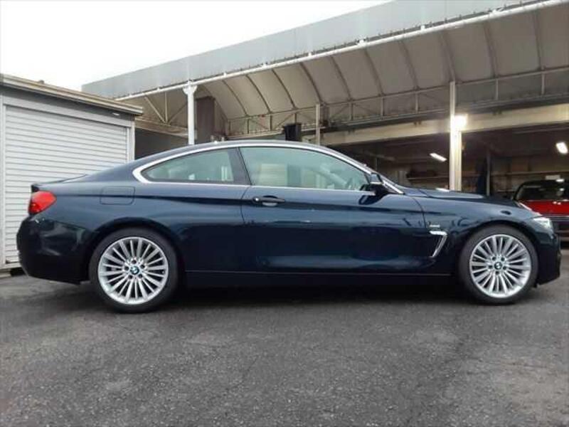 4 SERIES
