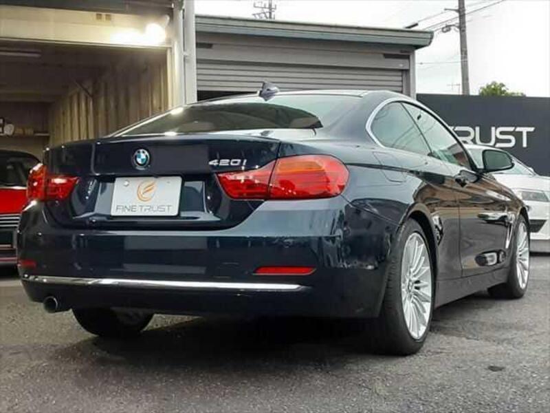 4 SERIES
