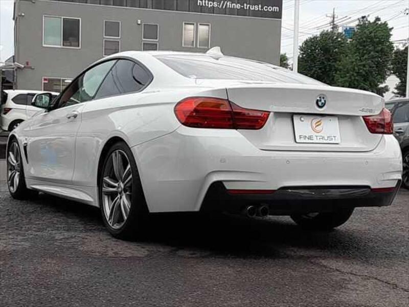 4 SERIES