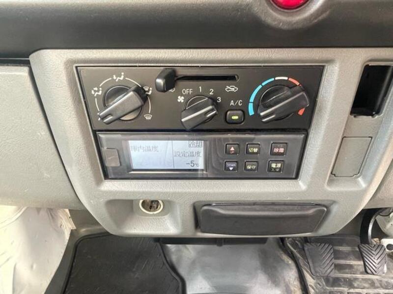 CLIPPER TRUCK