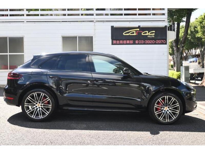 MACAN
